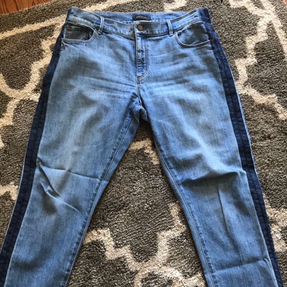Ann Taylor size 10- The Girlfriend Jeans -$20